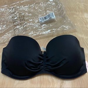 Strapless swimsuit top never worn